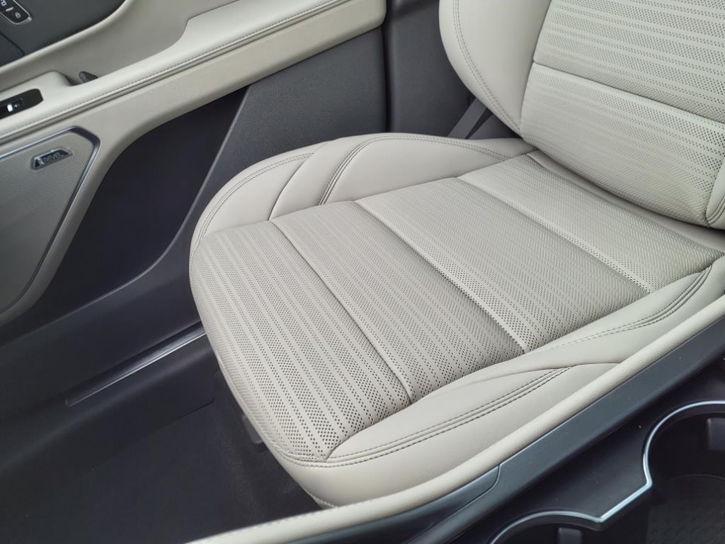 2025 Lincoln Nautilus Hybrid Reserve