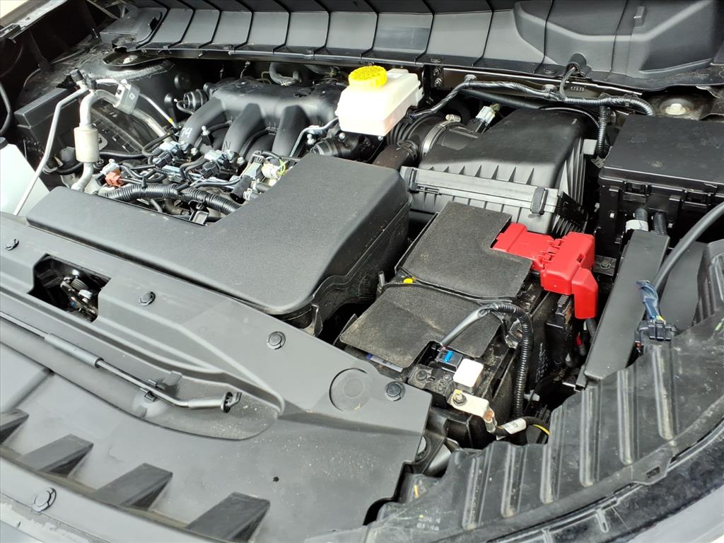 2025 Nissan Pathfinder SV 4WD