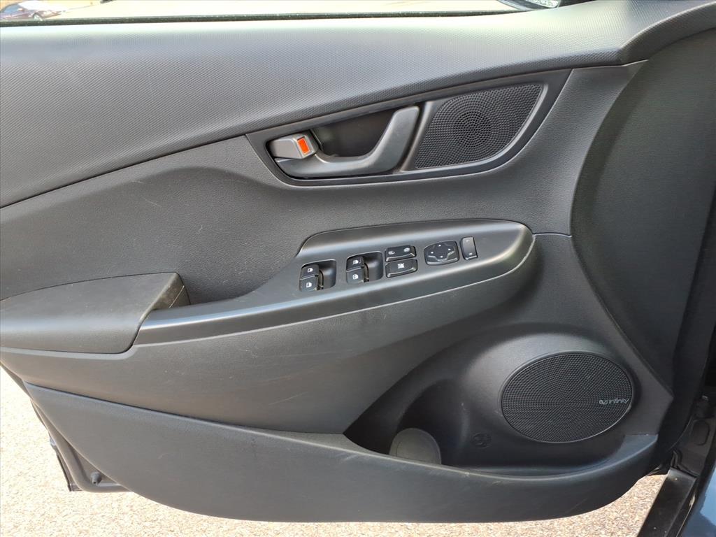 2021 Hyundai Kona SEL Plus