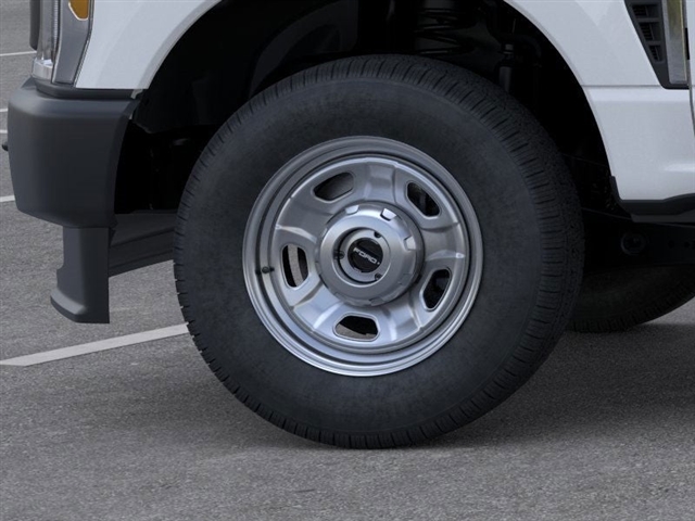 2025 Ford F-350 Super Duty XL