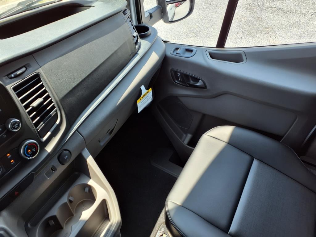 2025 Ford Transit 250
