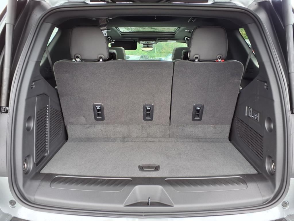 2025 GMC Yukon Elevation