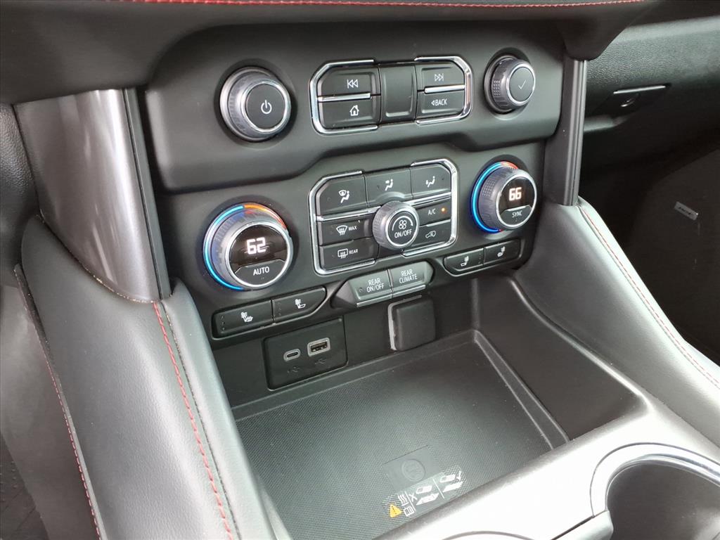 2023 Chevrolet Tahoe 4WD RST