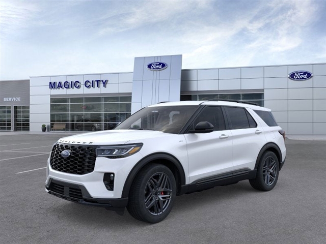 2025 Ford Explorer ST-Line