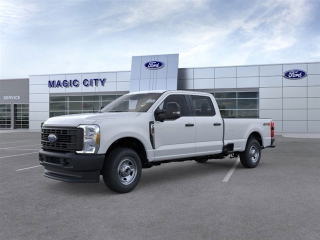 2025 Ford F-350 Super Duty XL