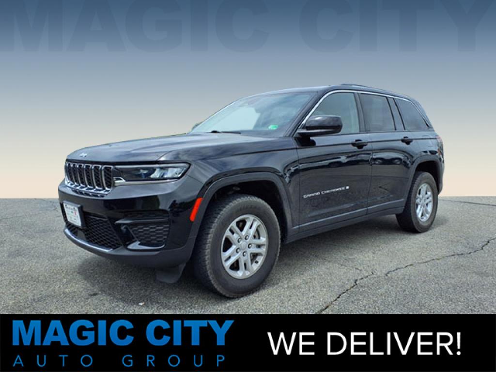 2023 Jeep Grand Cherokee Laredo
