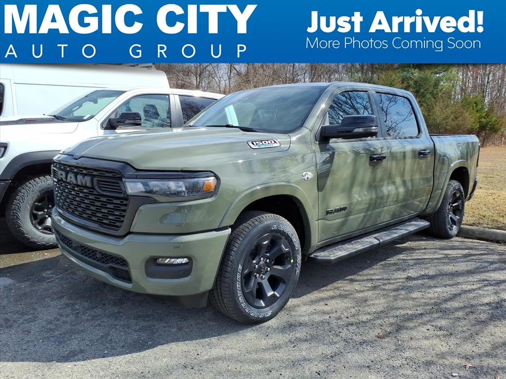 2026 Ram 1500 Big Horn Crew Cab 4x4 5'7" Box