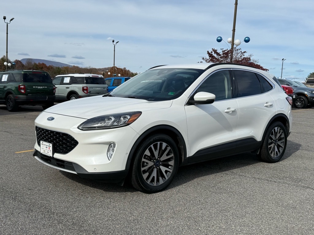2020 Ford Escape Titanium Hybrid