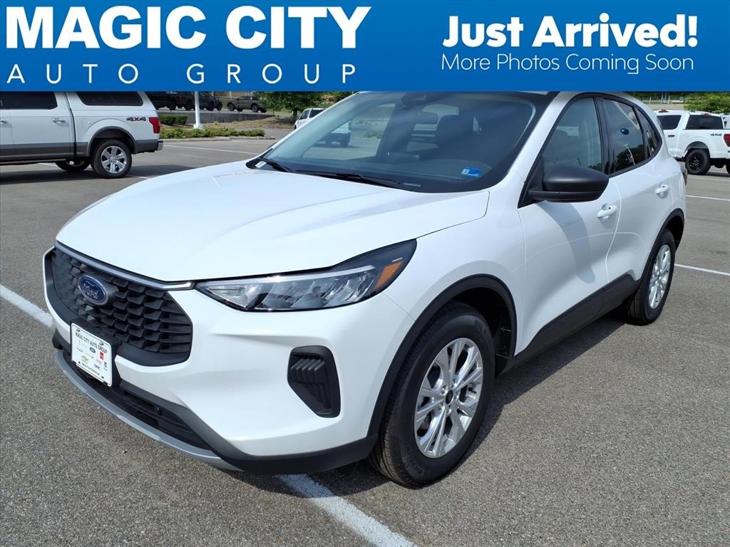 Oxford White Yz 2026 Ford Escape SUV / Crossover Front-Wheel Drive 8-Speed Automatic
