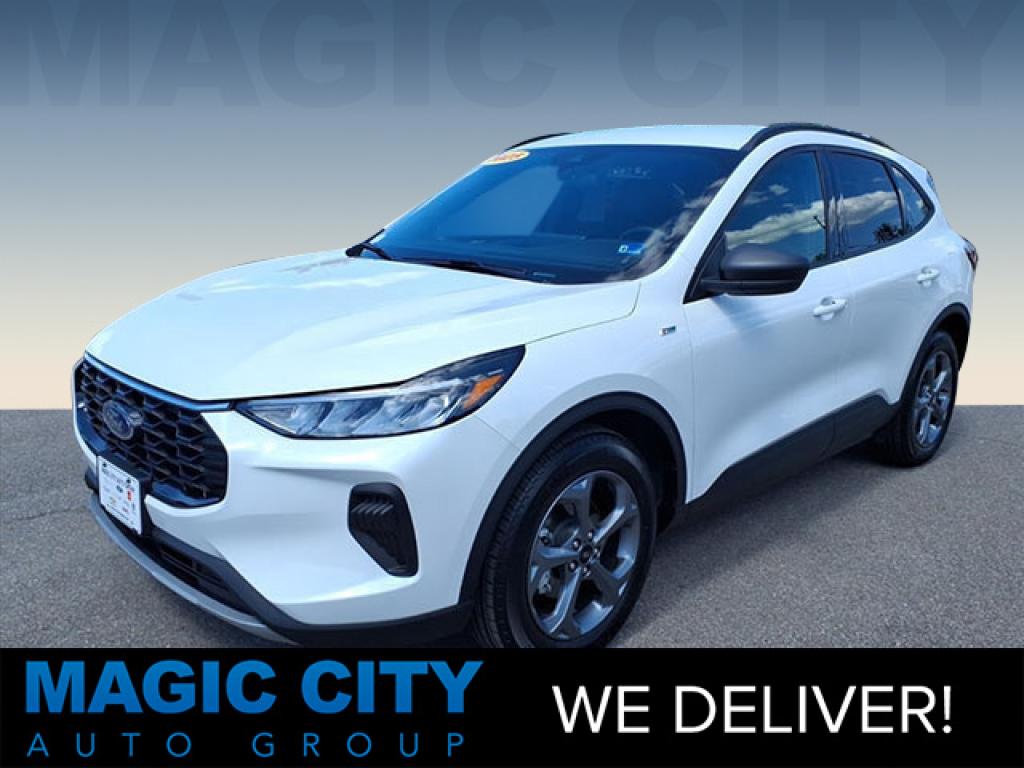 2025 Ford Escape Hybrid