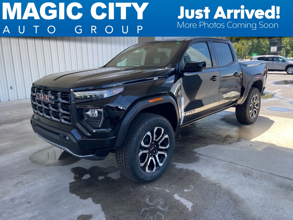 2025 GMC Canyon AT4