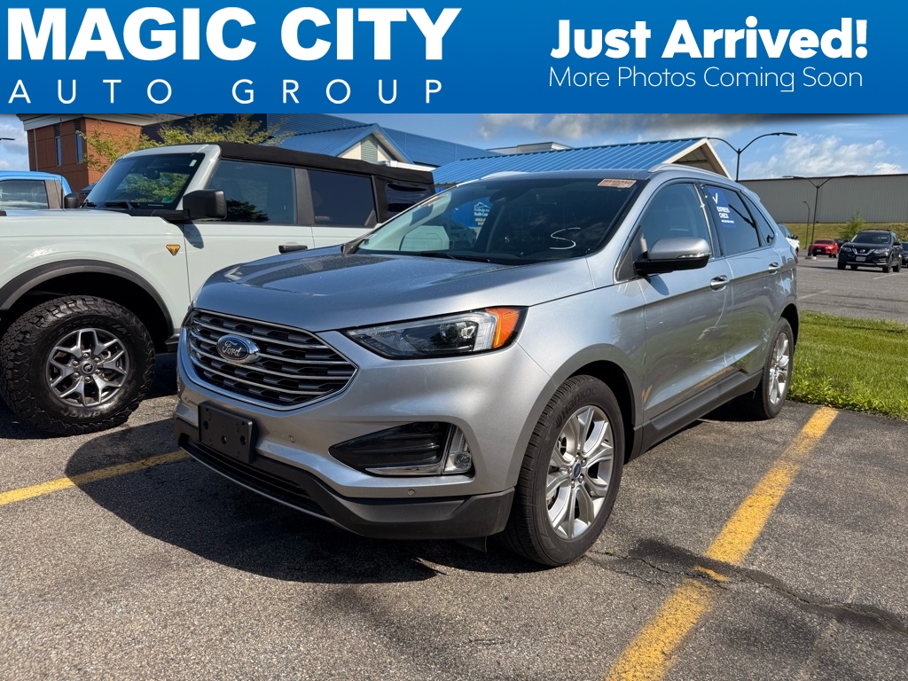 2022 Ford Edge Titanium