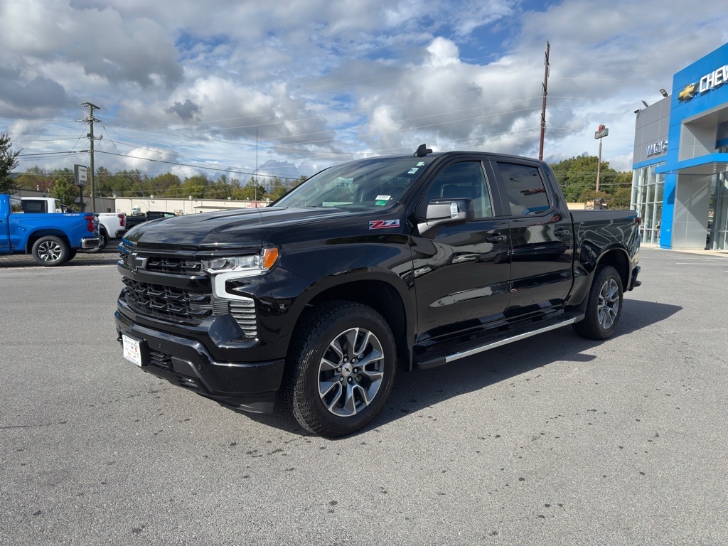 2026 Chevrolet Silverado 1500 4WD Crew Cab Short Bed RST