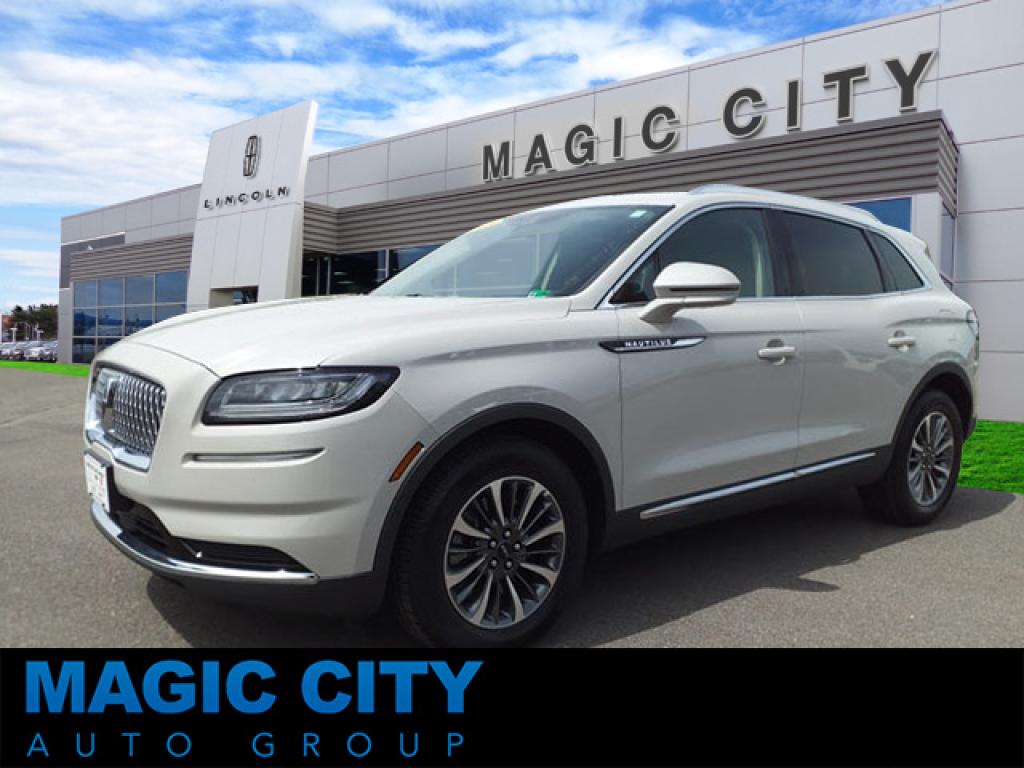 2021 Lincoln Nautilus Standard