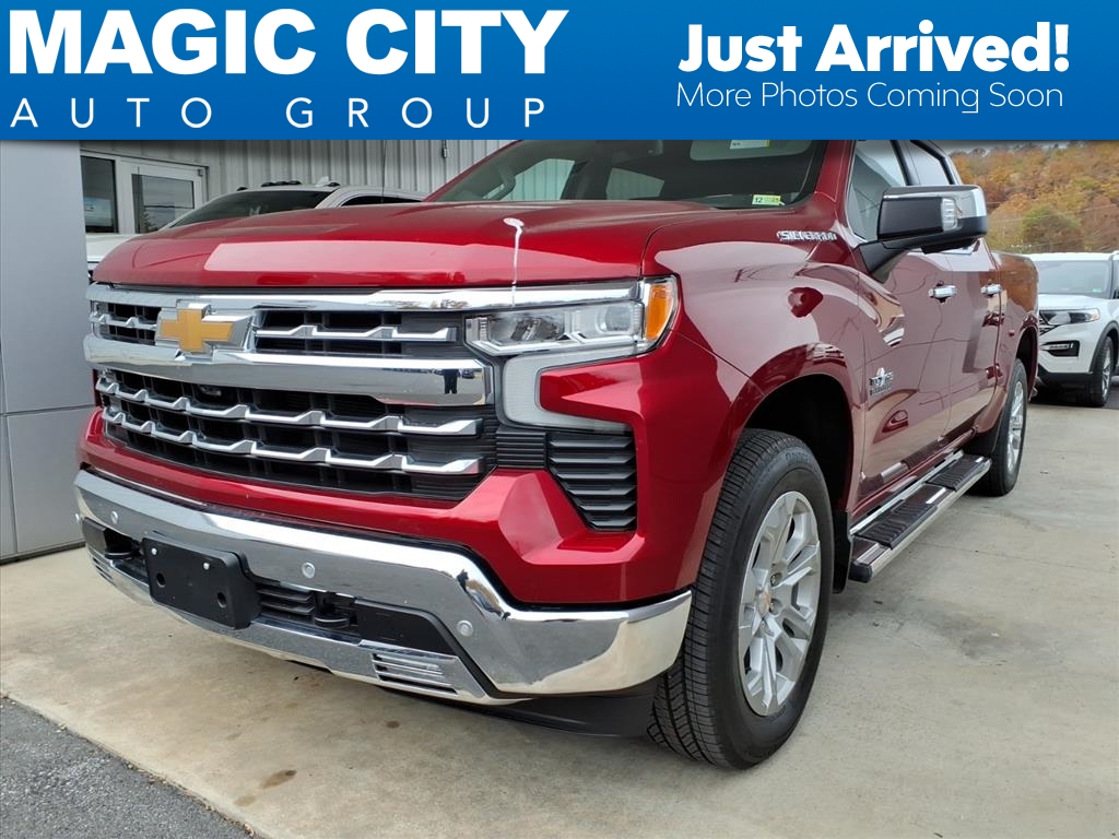 2025 Chevrolet Silverado 1500 4WD Crew Cab Short Bed LTZ