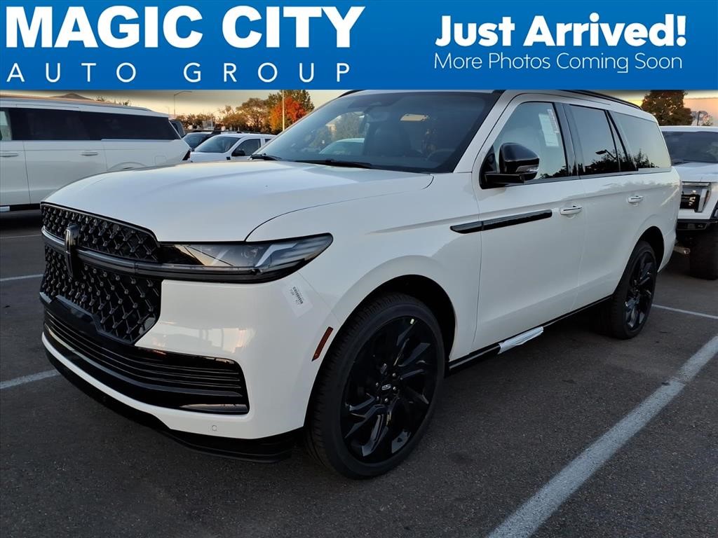 2027 Lincoln Navigator Reserve