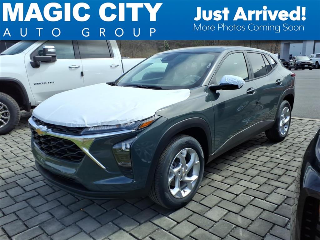 2026 Chevrolet Trax FWD LS