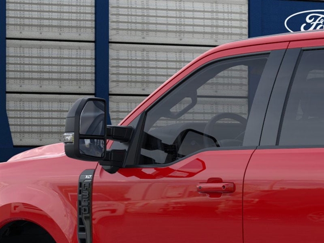 2026 Ford F-350 Super Duty XLT