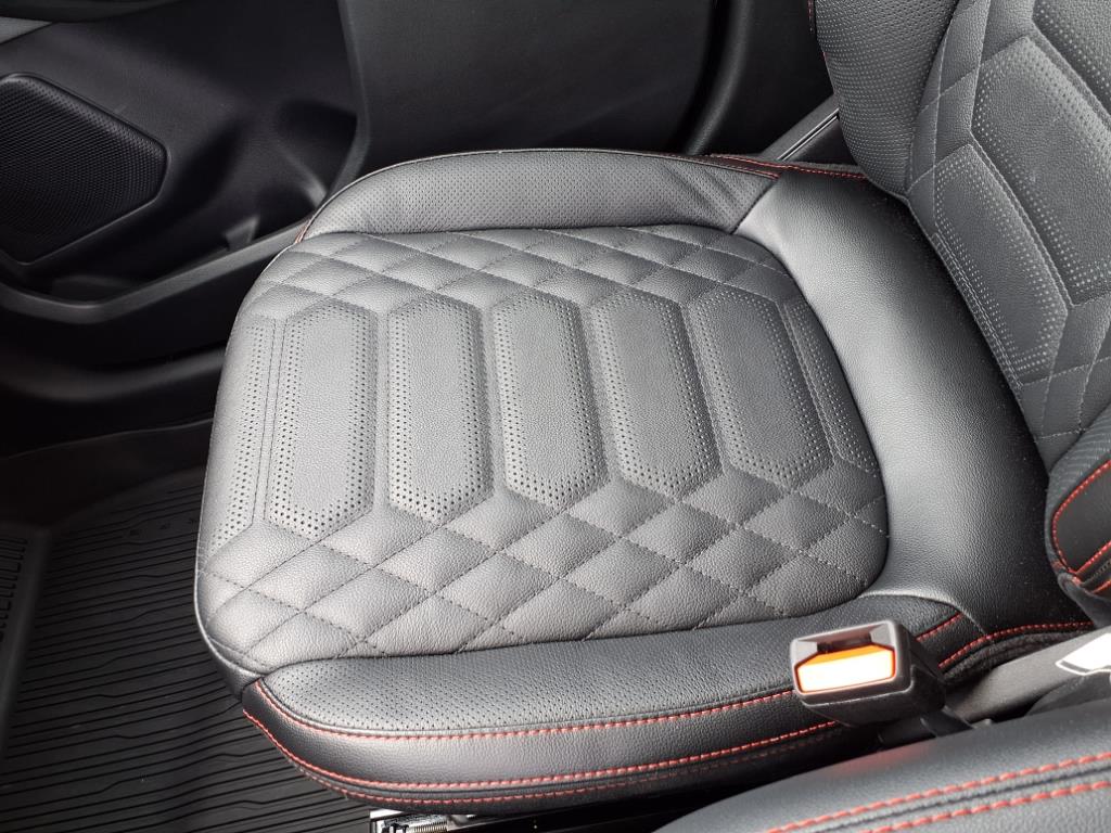 2024 Ford Escape ST-Line Elite