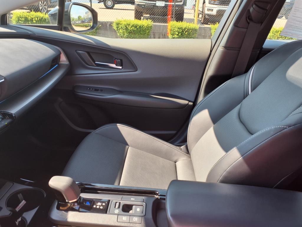 2024 Toyota Prius XLE