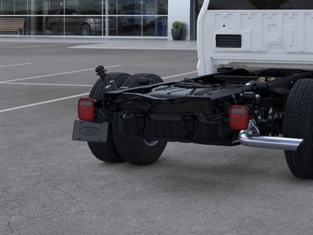 2025 Ford F-350 Super Duty XL
