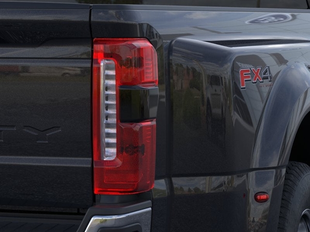 2026 Ford F-350 Super Duty LARIAT