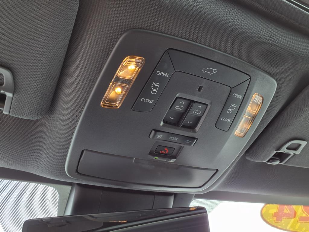 2024 Toyota Sienna Platinum 7-Passenger