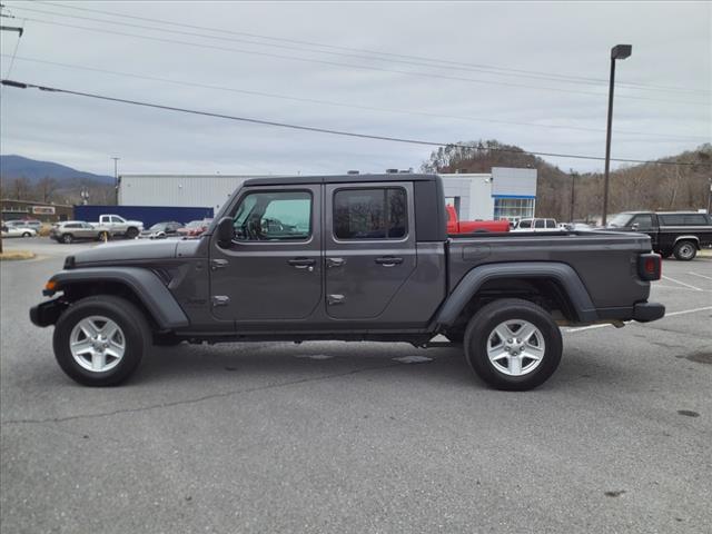 2023 Jeep Gladiator Sport