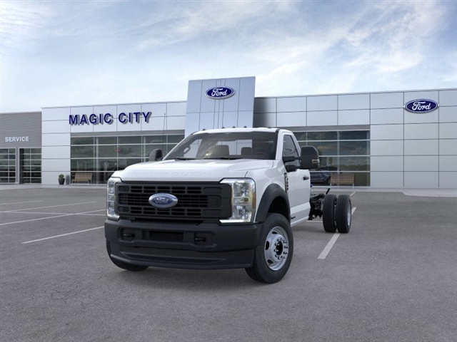 2026 Ford F-600 Chassis XL