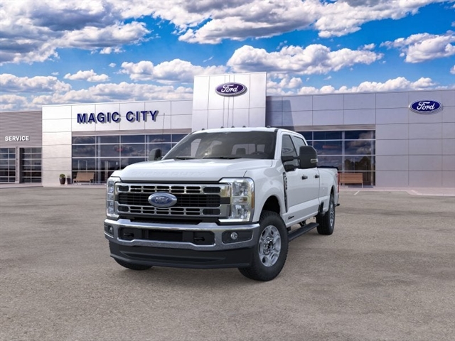 2026 Ford F-350 Super Duty XLT