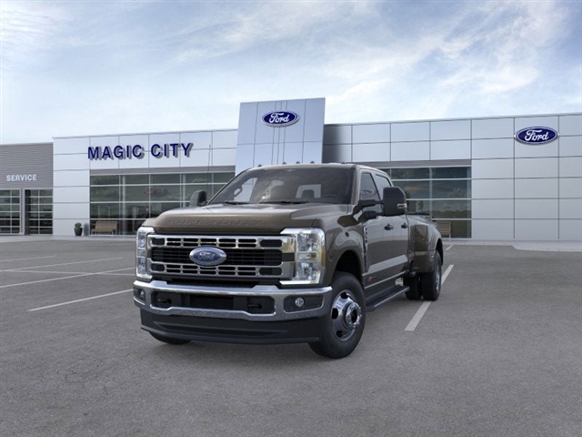 2025 Ford F-350 Super Duty XL