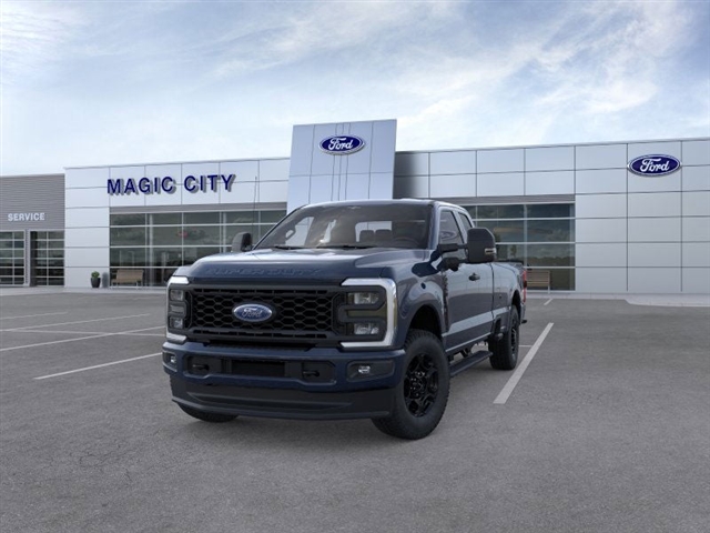 2025 Ford F-250 Super Duty XLT