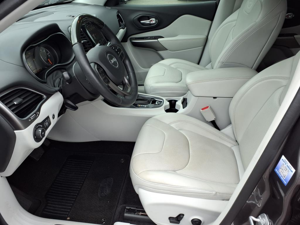 2019 Jeep Cherokee Overland 4x4