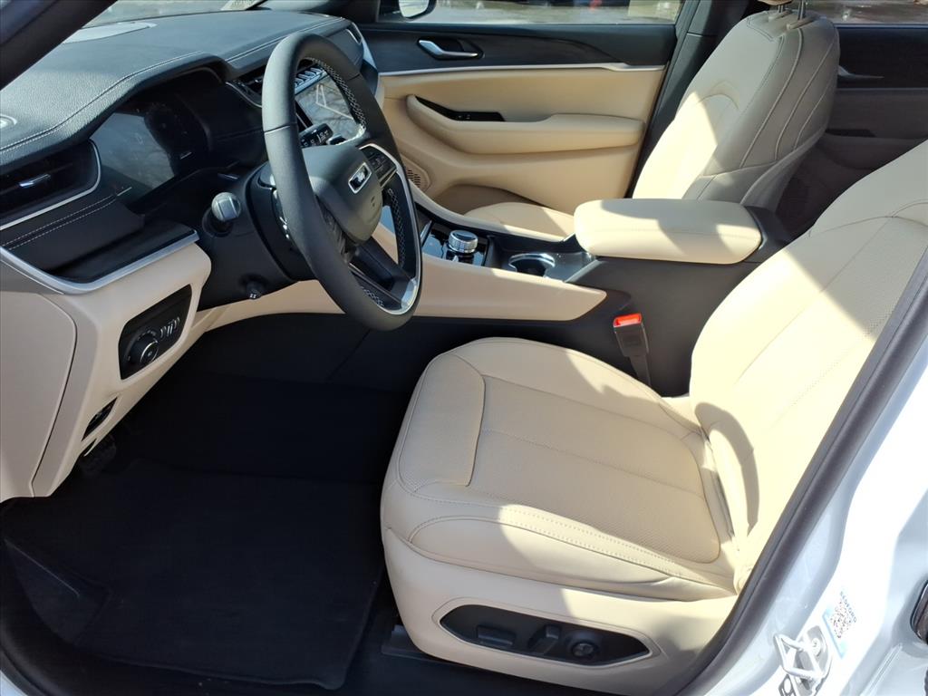 2025 Jeep Grand Cherokee L Limited 4x4