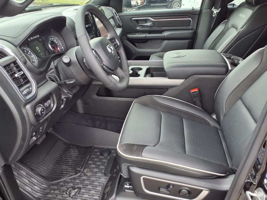 2025 Ram 1500 Laramie Crew Cab 4x4 5'7" Box
