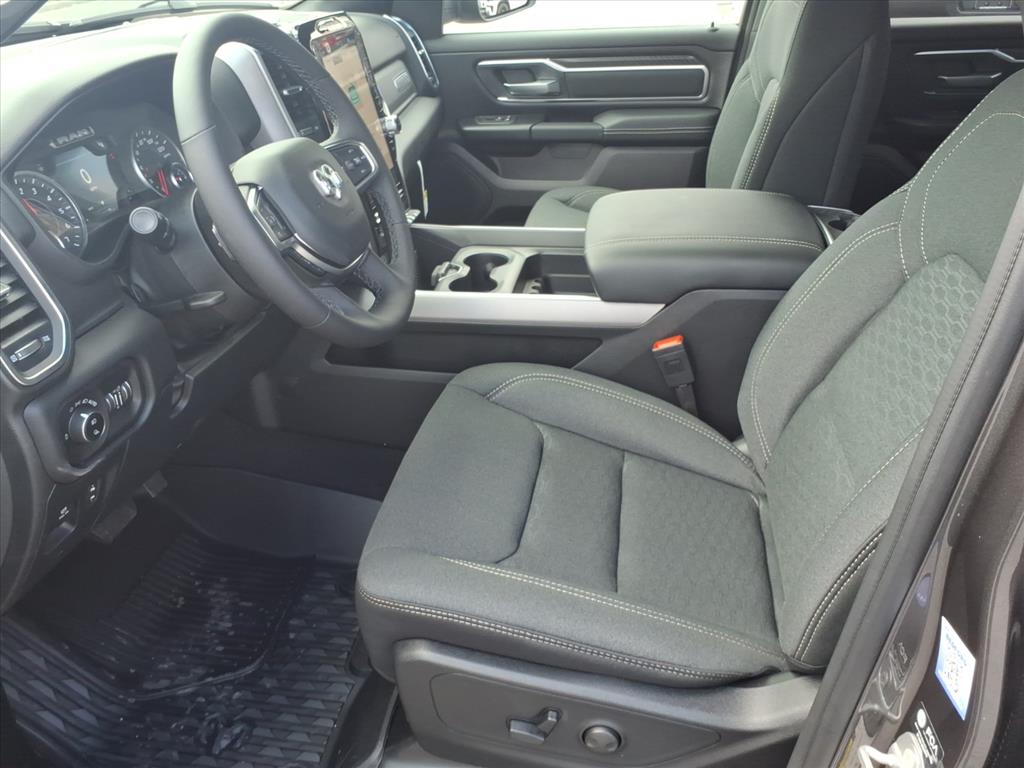 2026 Ram 1500 Big Horn Crew Cab 4x4 6'4" Box