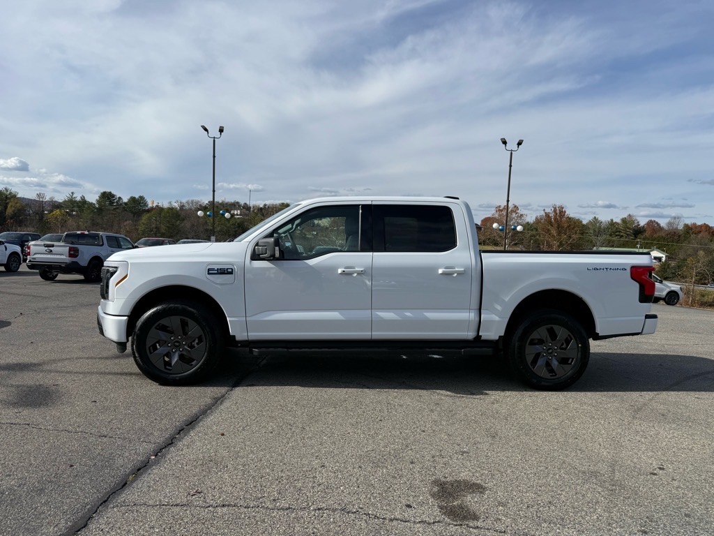 2025 Ford F-150 Lightning Flash
