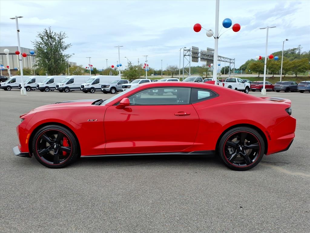 2022 Chevrolet Camaro RWD Coupe LT1