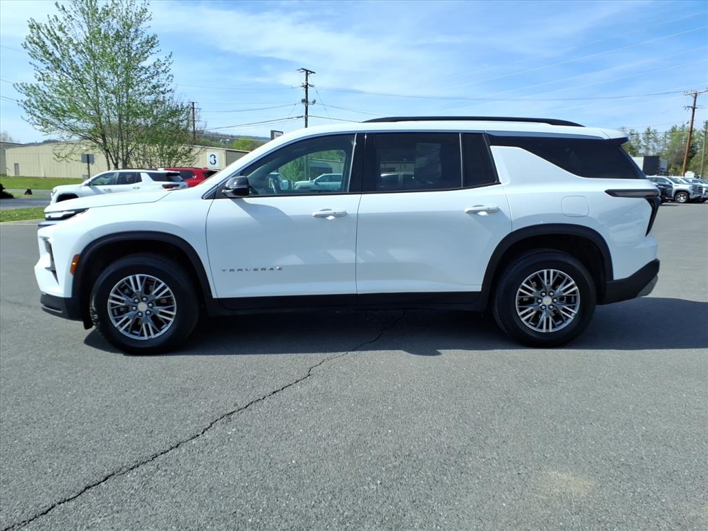 2025 Chevrolet Traverse AWD LT