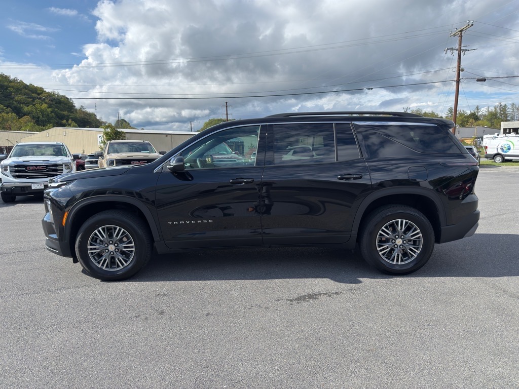2025 Chevrolet Traverse AWD LT