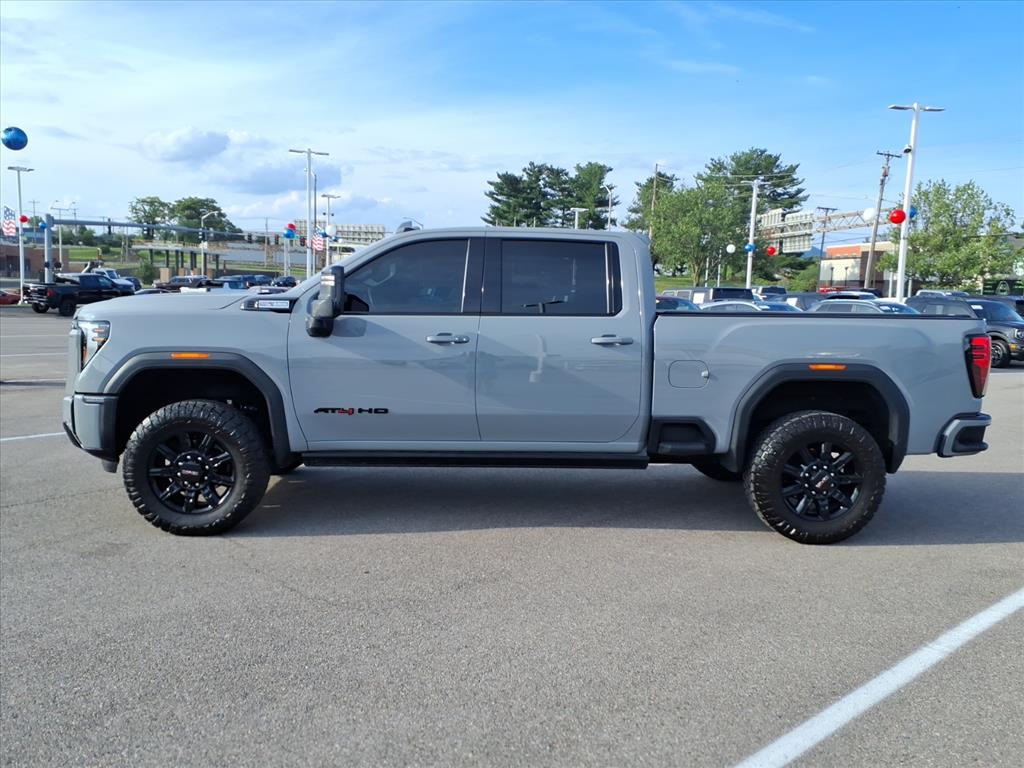 2025 GMC Sierra 2500HD AT4