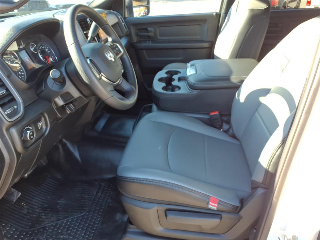 2026 Ram 2500 Tradesman Crew Cab 4x4 8' Box