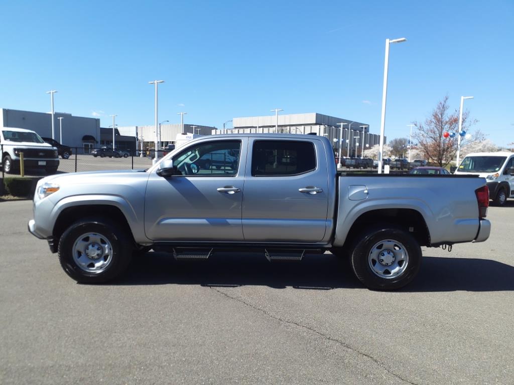 2022 Toyota Tacoma SR5 V6