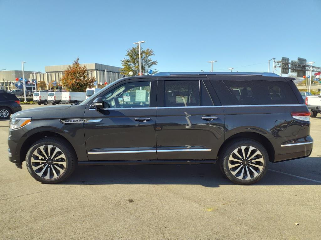 2024 Lincoln Navigator L Reserve