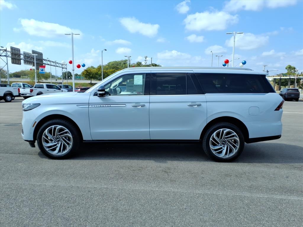 2025 Lincoln Navigator Reserve L