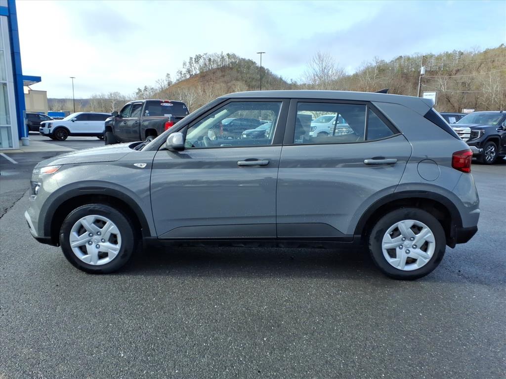 2020 Hyundai Venue SE