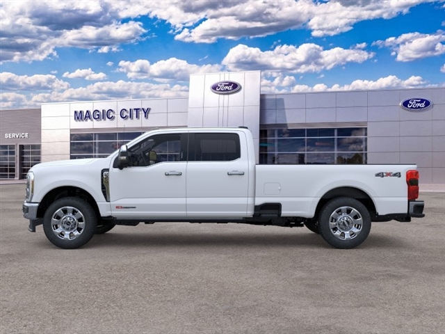 2026 Ford F-350 Super Duty LARIAT