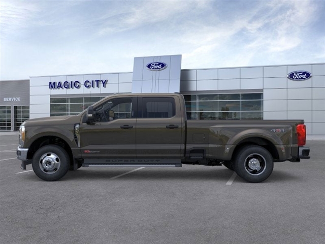 2025 Ford F-350 Super Duty XL