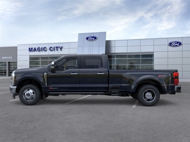 2026 Ford F-350 Super Duty LARIAT