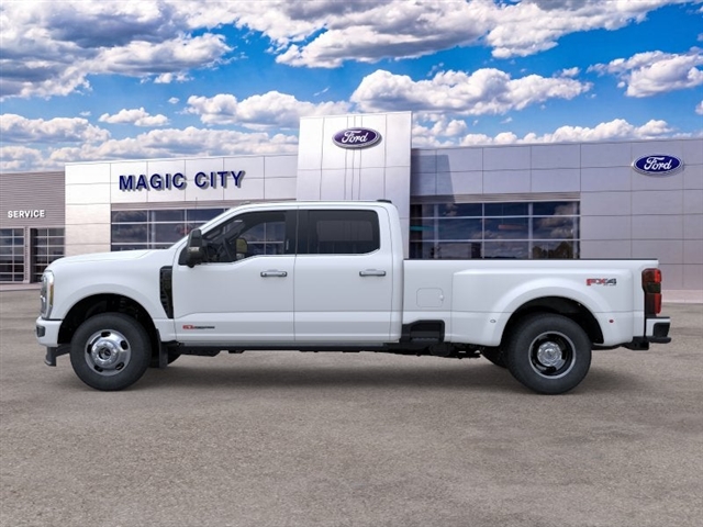 2026 Ford F-350 Super Duty Platinum